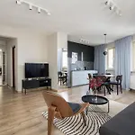 Apartman Metro Wilanowska With By Bookinghost Varsó