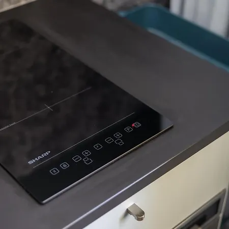 Metro Wilanowska With By Bookinghost Apartmán