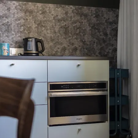 Metro Wilanowska With By Bookinghost * Varšava