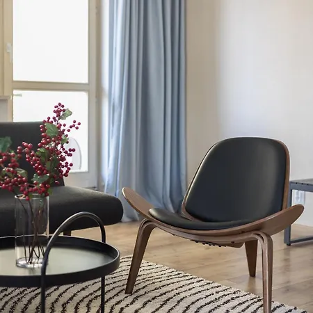 Apartment Metro Wilanowska With