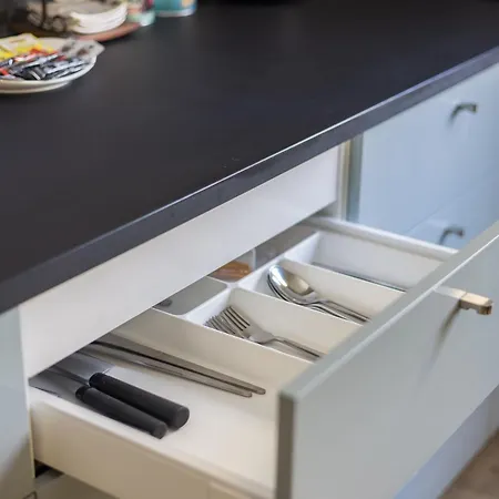 Metro Wilanowska With By Bookinghost *